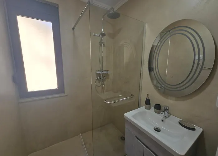 New Bazar-central 1 With Balcony Apartman Tirana